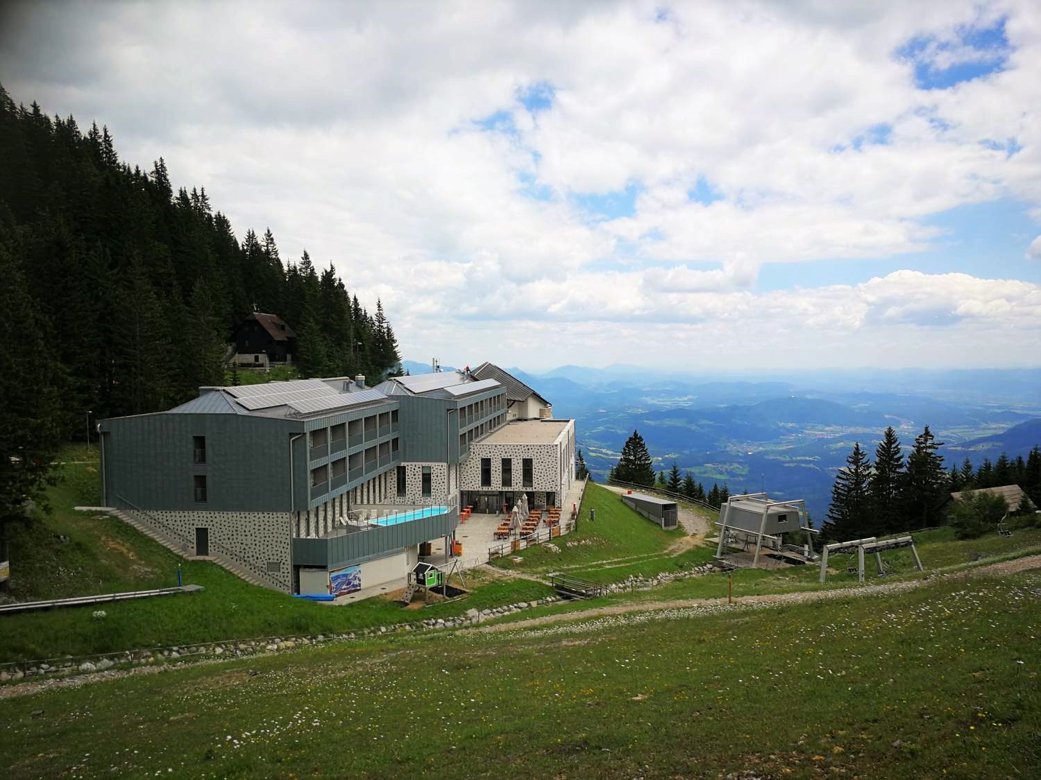 Temporary closure of Wellness Hotel Montis